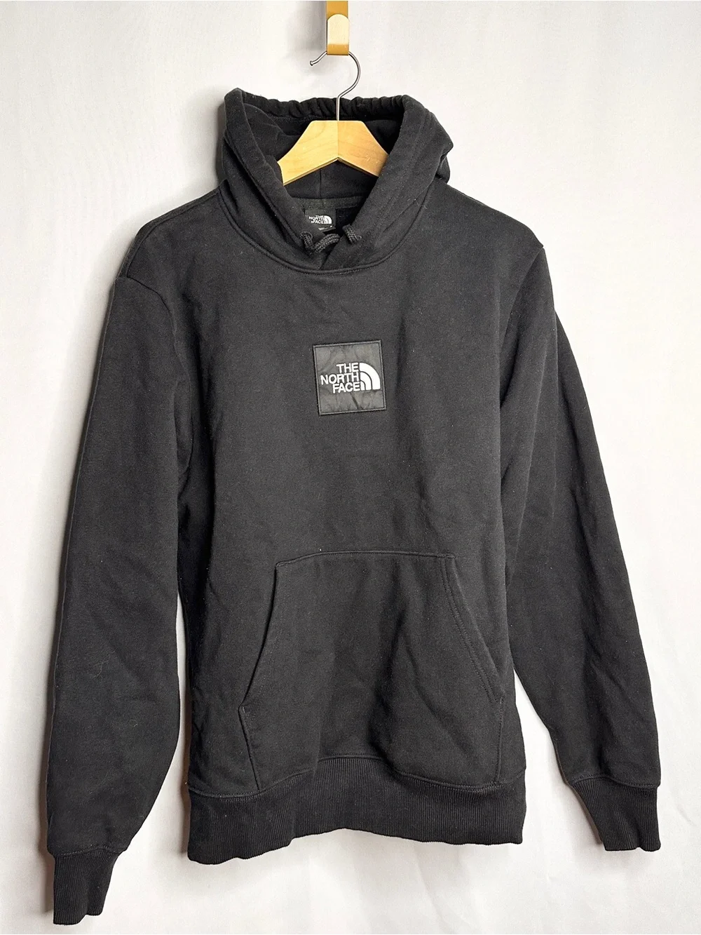 Urban Outfitters x The North Face Box Logo Heavyweight Hoodie Sweatshirt Medium